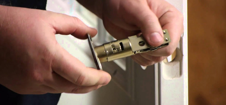 Front door lock repair in Lake Elsinore