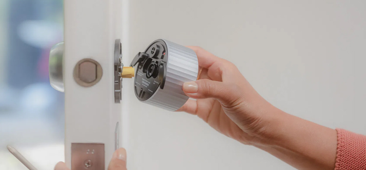 Smart lock replacement Lake Elsinore